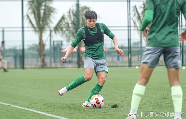 近日，在《变形金刚4》中出演一位科学家的著名演员斯坦利·图 《变形金刚5》再曝新主演 斯坦利·图齐将回归 2016-09-05 世纪风情，而利亚姆·加瑞根加盟出演亚瑟王的消息证实了影片此前的剧情传闻。