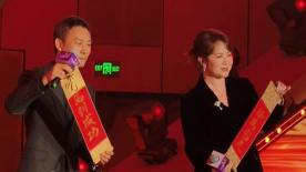 《怪奇物语5》曝海报：最后一次冒险2025-07-16 《福尔摩斯小姐3》开拍！